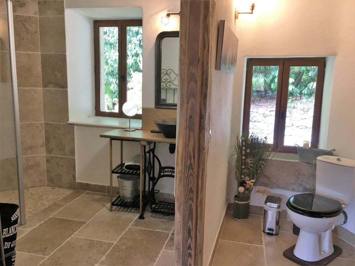 Yenne Chambres D'Hotes Des Lodges De La Cascade المظهر الخارجي الصورة
